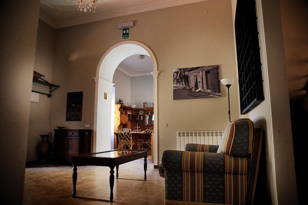 Agritrinacria Rooms เปียซซา อาร์เมรีนา ภายนอก รูปภาพ